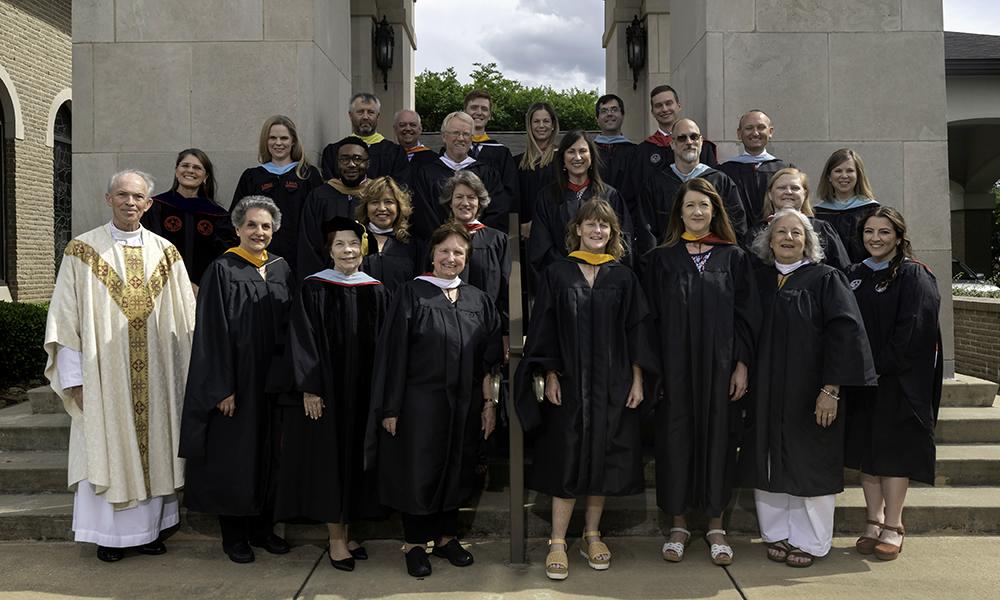 Holy Spirit Catholic School Celebrates 28 Seniors 4