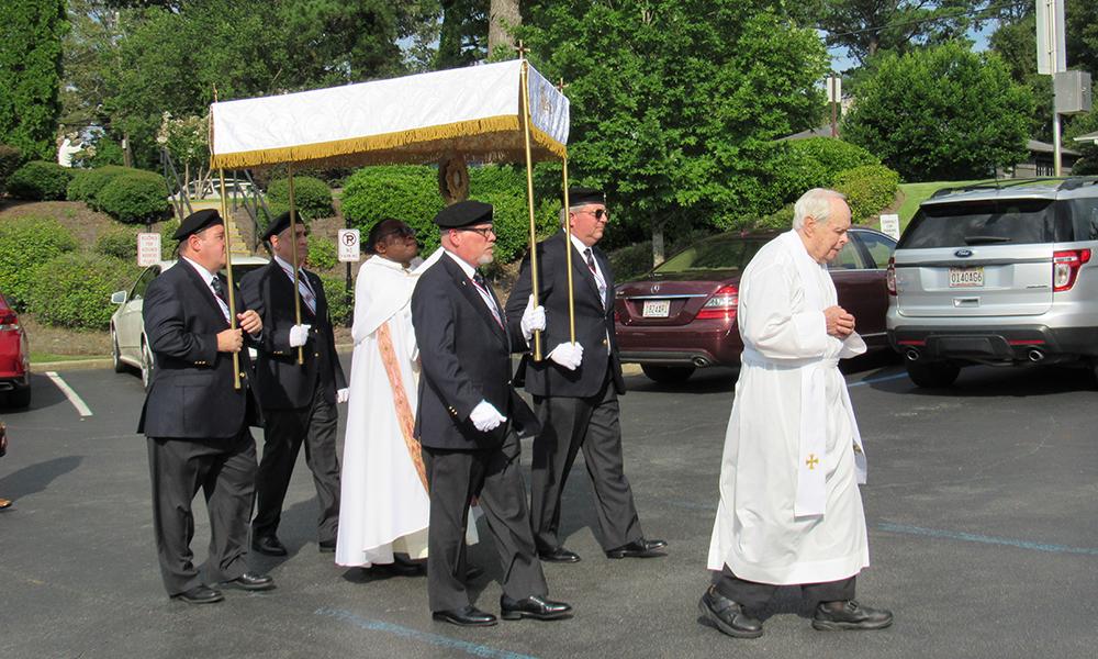 Our Lady of Sorrows Celebrates 30 Years of Perpetual Adoration