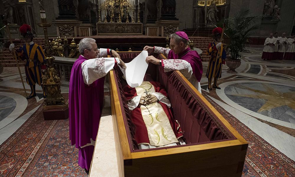 Benedict XVI’s Funeral: Tens of Thousands Attend Simple, Solemn Liturgy for Beloved Pope Emeritus 2