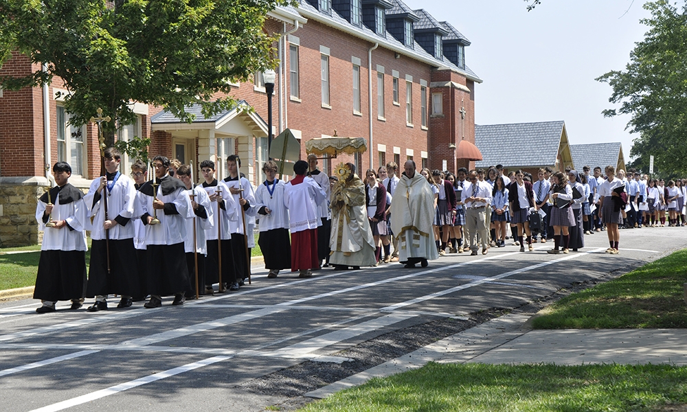 ov-St Bernard begins classes