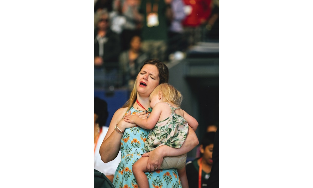 Who am I that the highest King would welcome me? 5