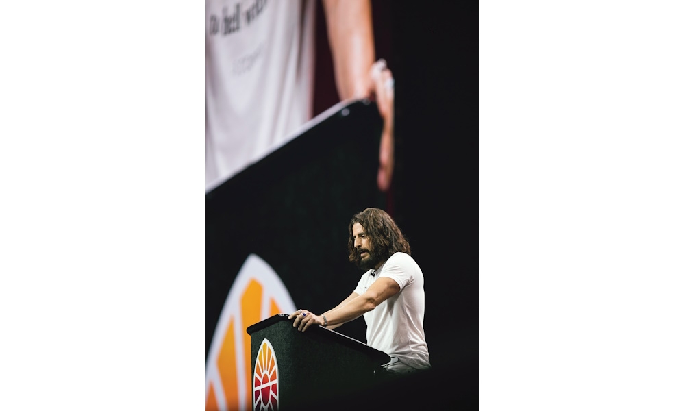 Who am I that the highest King would welcome me? 9