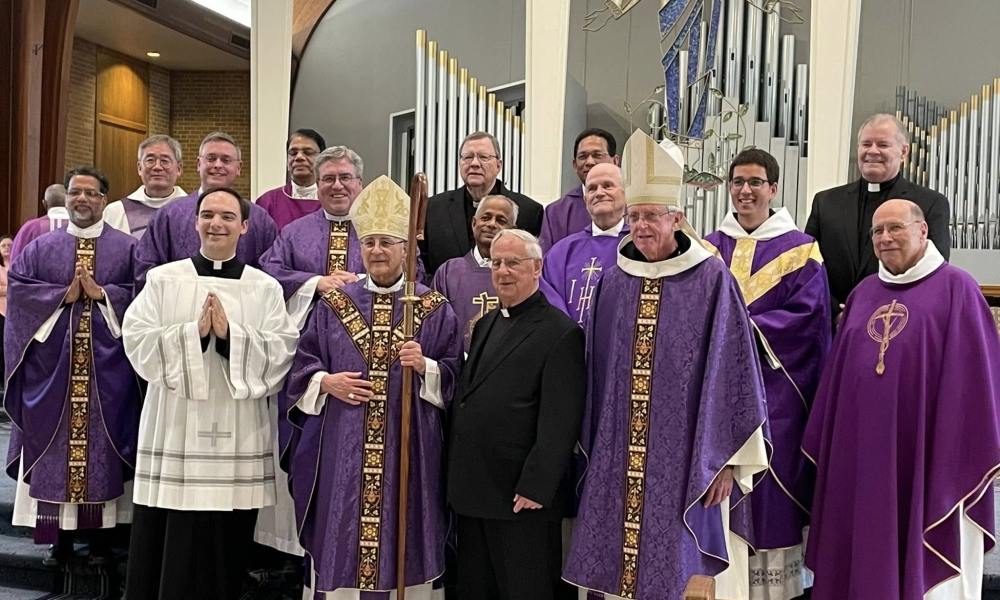 ov-father mike mass