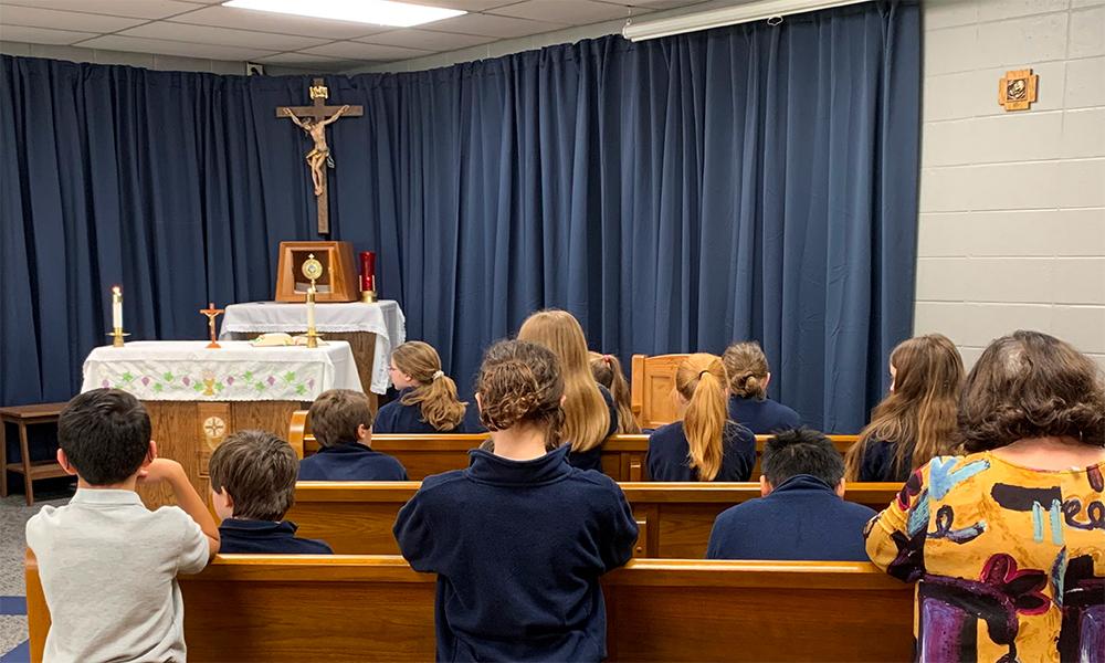 Students Usher in Lent
